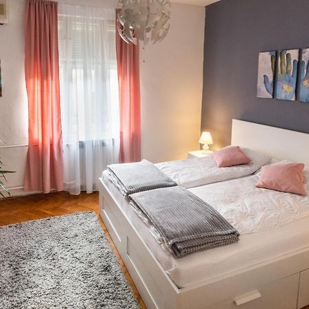 Neimar Apartment With Great Wi-Fi And Free Parking Белград Екстер'єр фото
