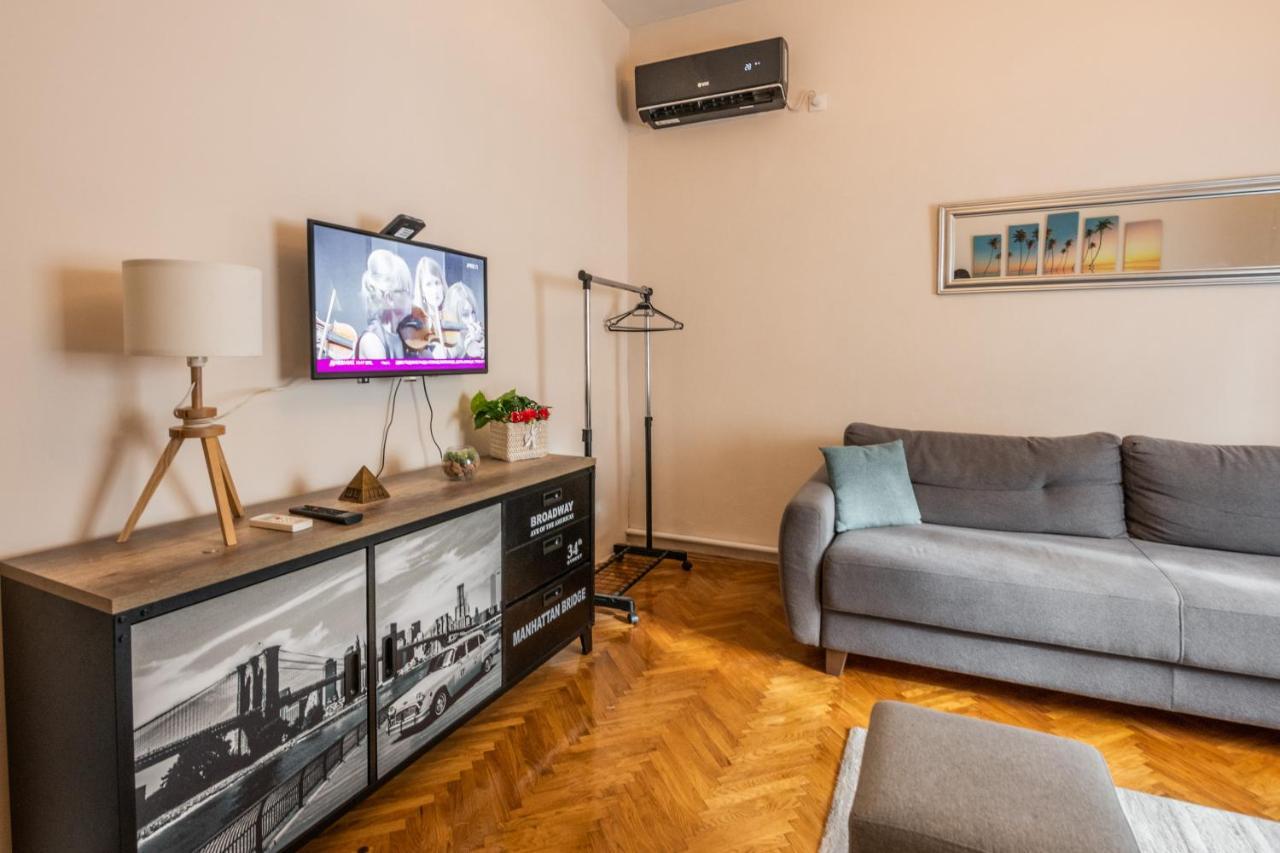 Neimar Apartment With Great Wi-Fi And Free Parking Белград Екстер'єр фото
